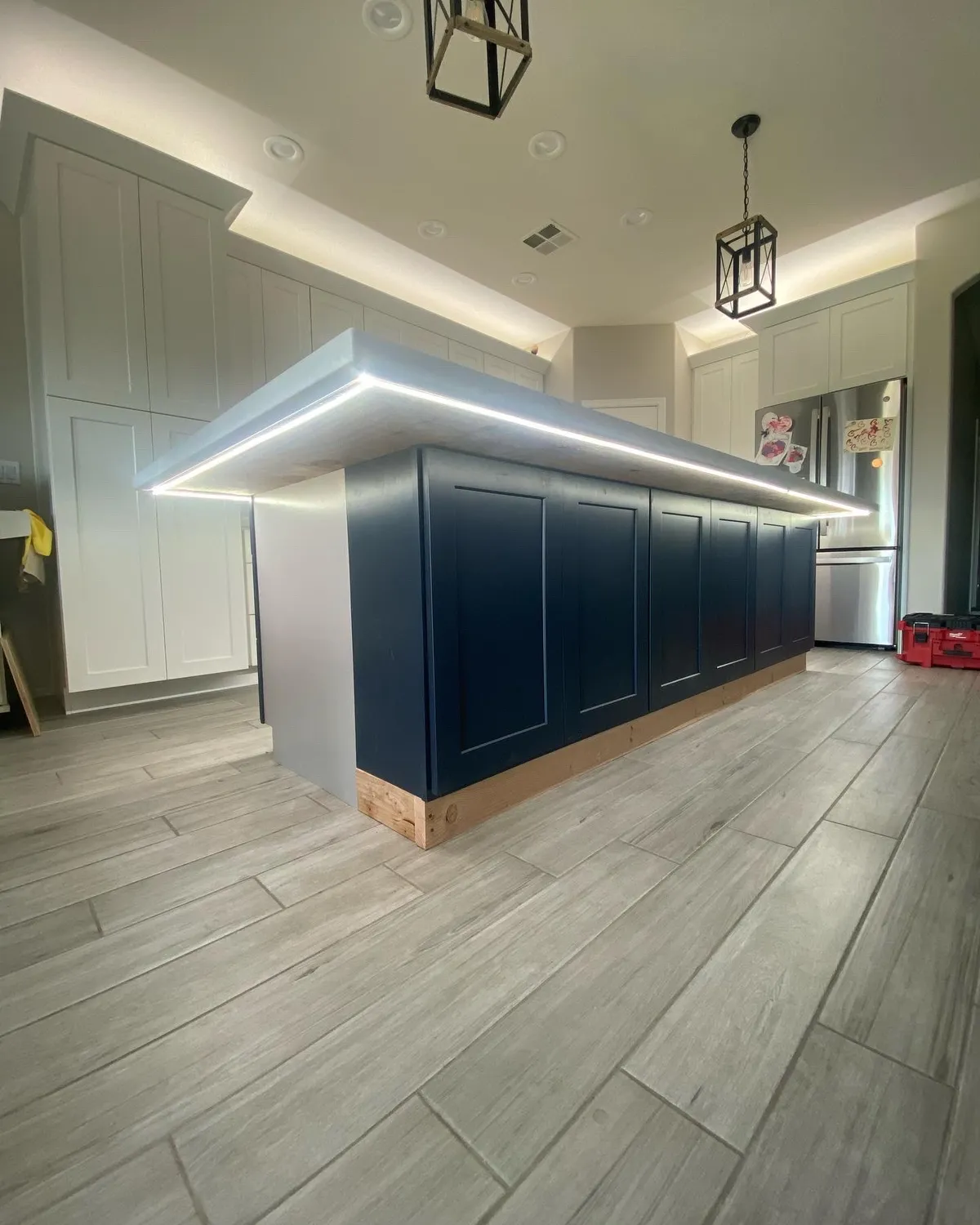 Cabinet and kitchen lighting 26