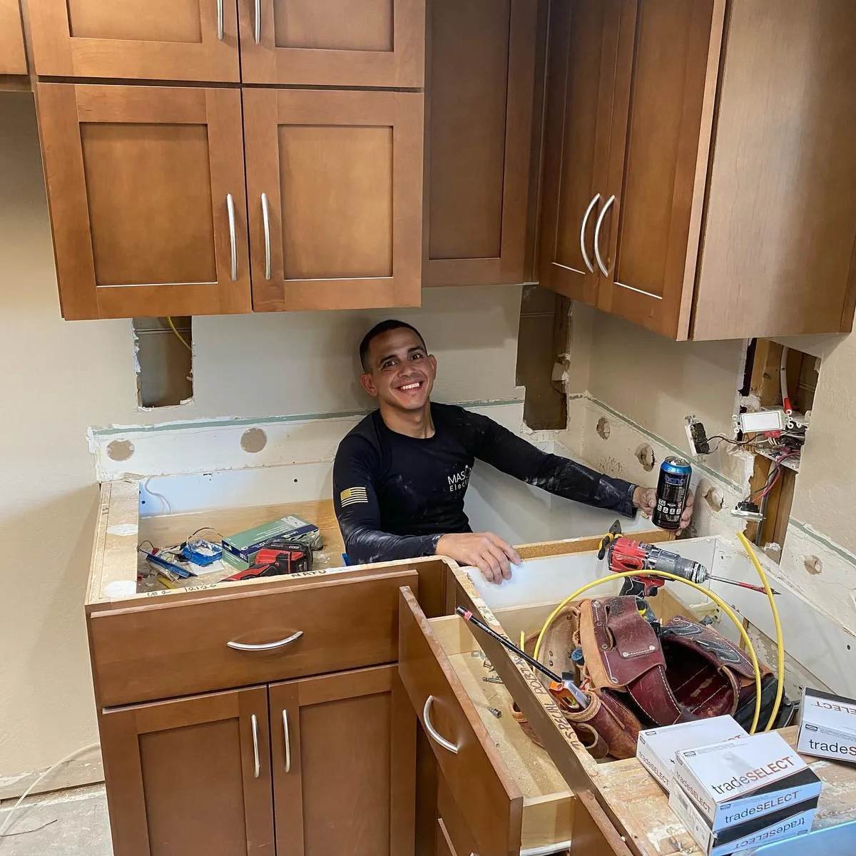 Cabinet and kitchen lighting 14