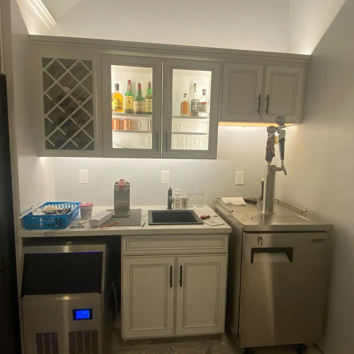 Cabinet and kitchen lighting 9