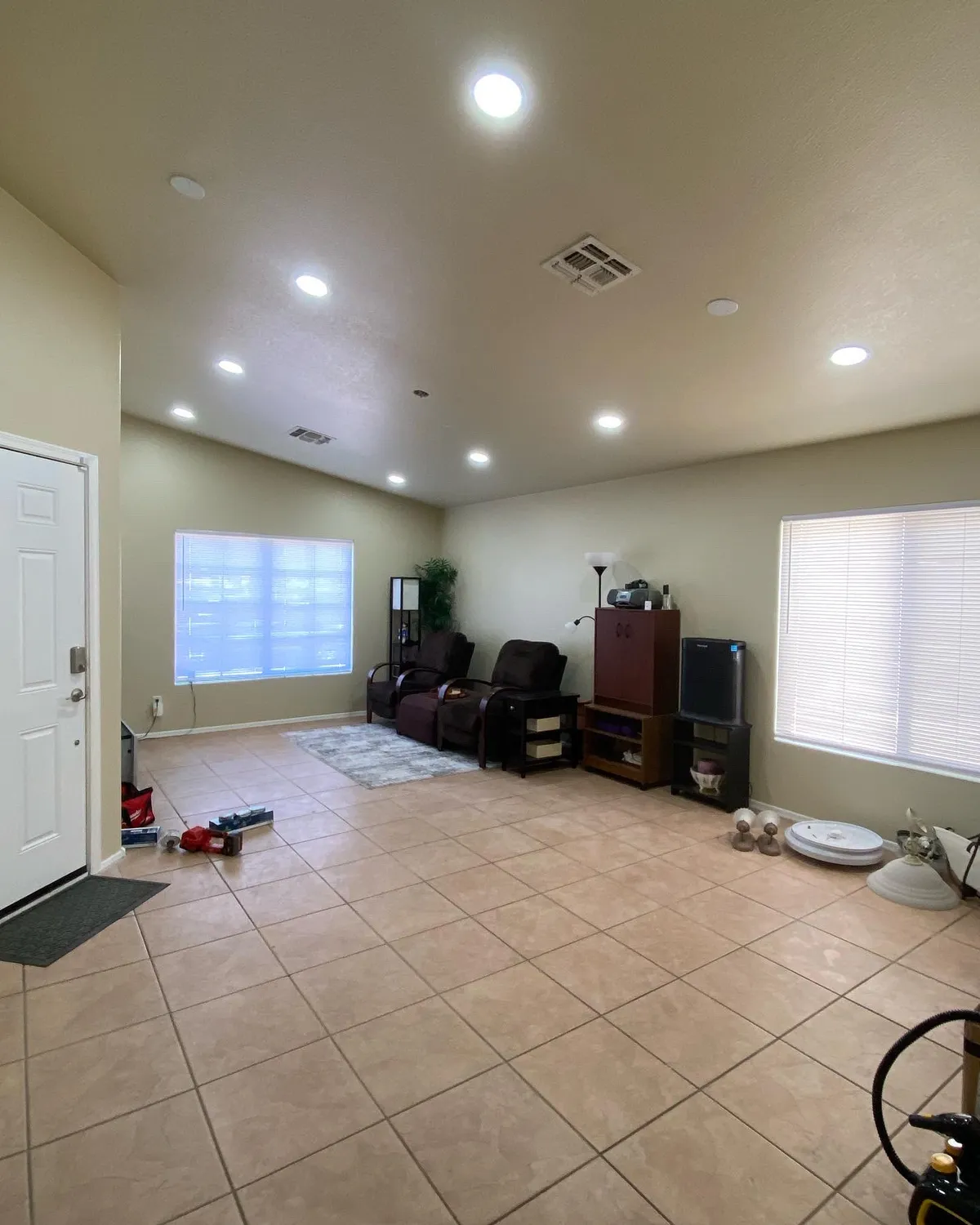 Fixture installation 18